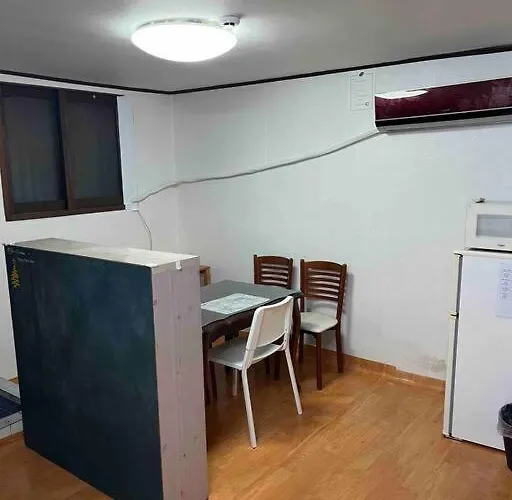 Dongming House Gasthuis 3*