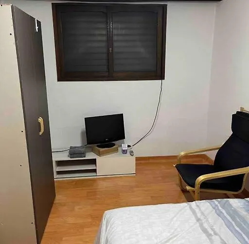 Dongming House 3*